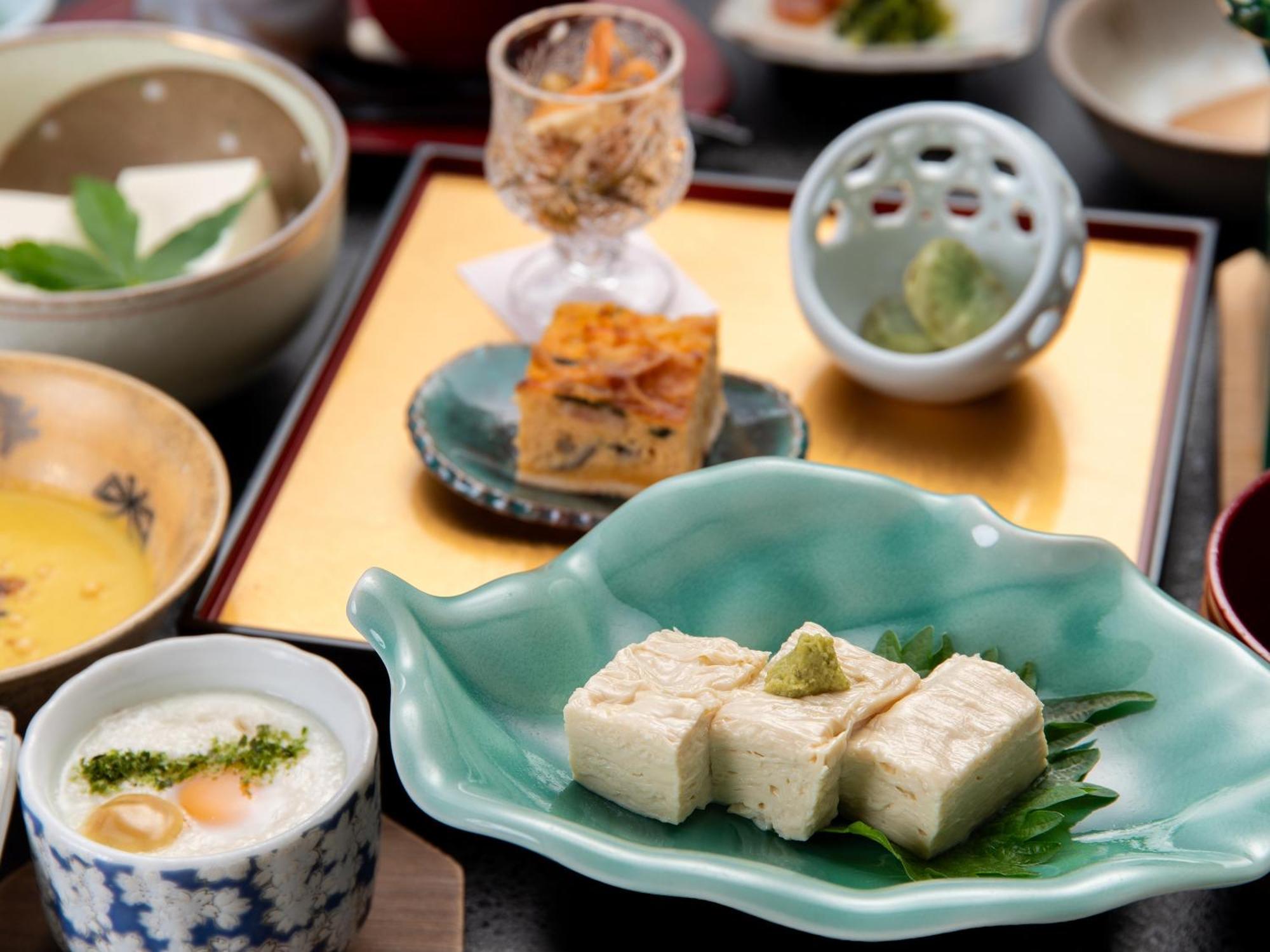 Kageyu Hotel Isehara Bagian luar foto